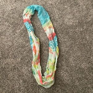 Colorful scarf!